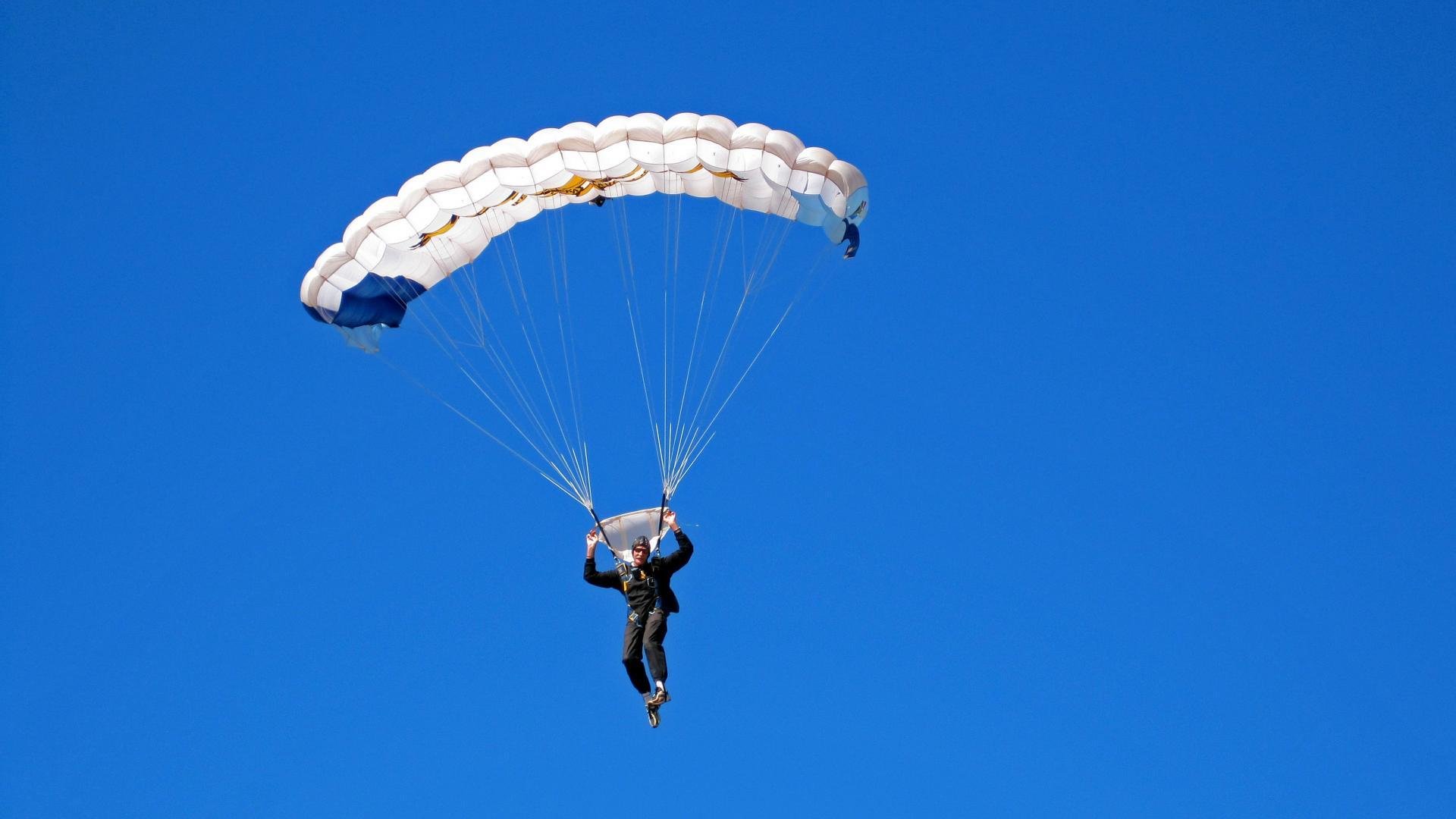 电竞选手的营养膳食：健康饮食与能量补充，电竞选手的必备能力